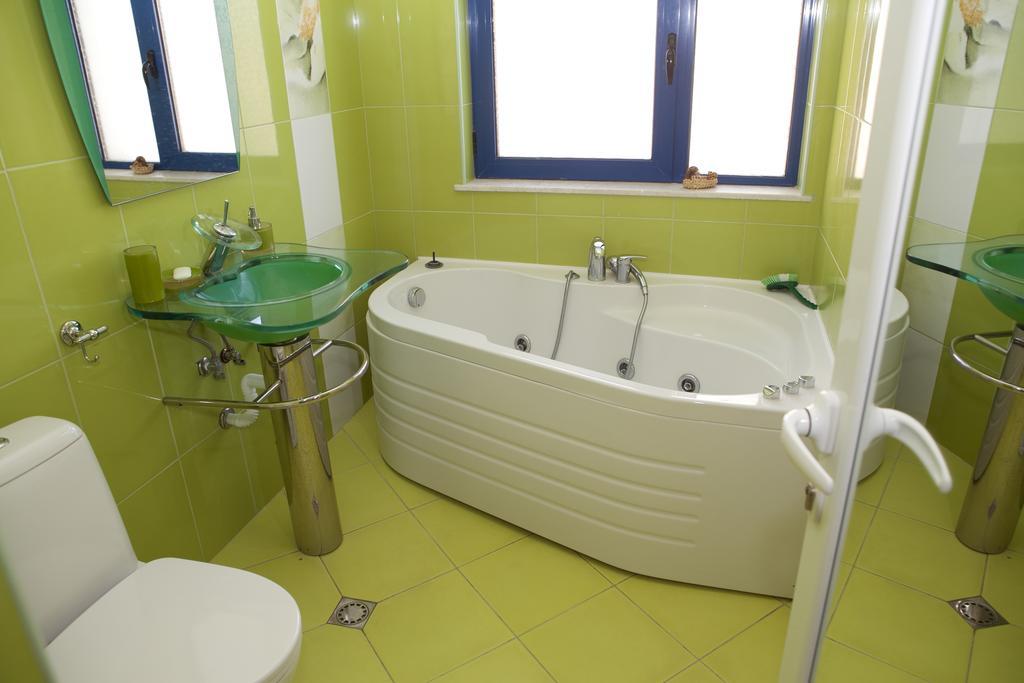 היסריה Spa Villa Crystal חדר תמונה